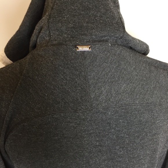 St. John Gray Zipper Hooded Sweatshirt | P - Picture 4 of 6
